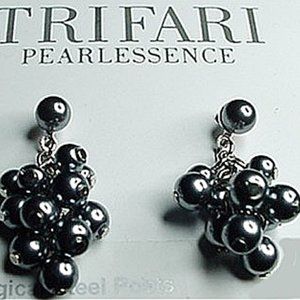 Cluster Grape Design Earrings--Silver Gray